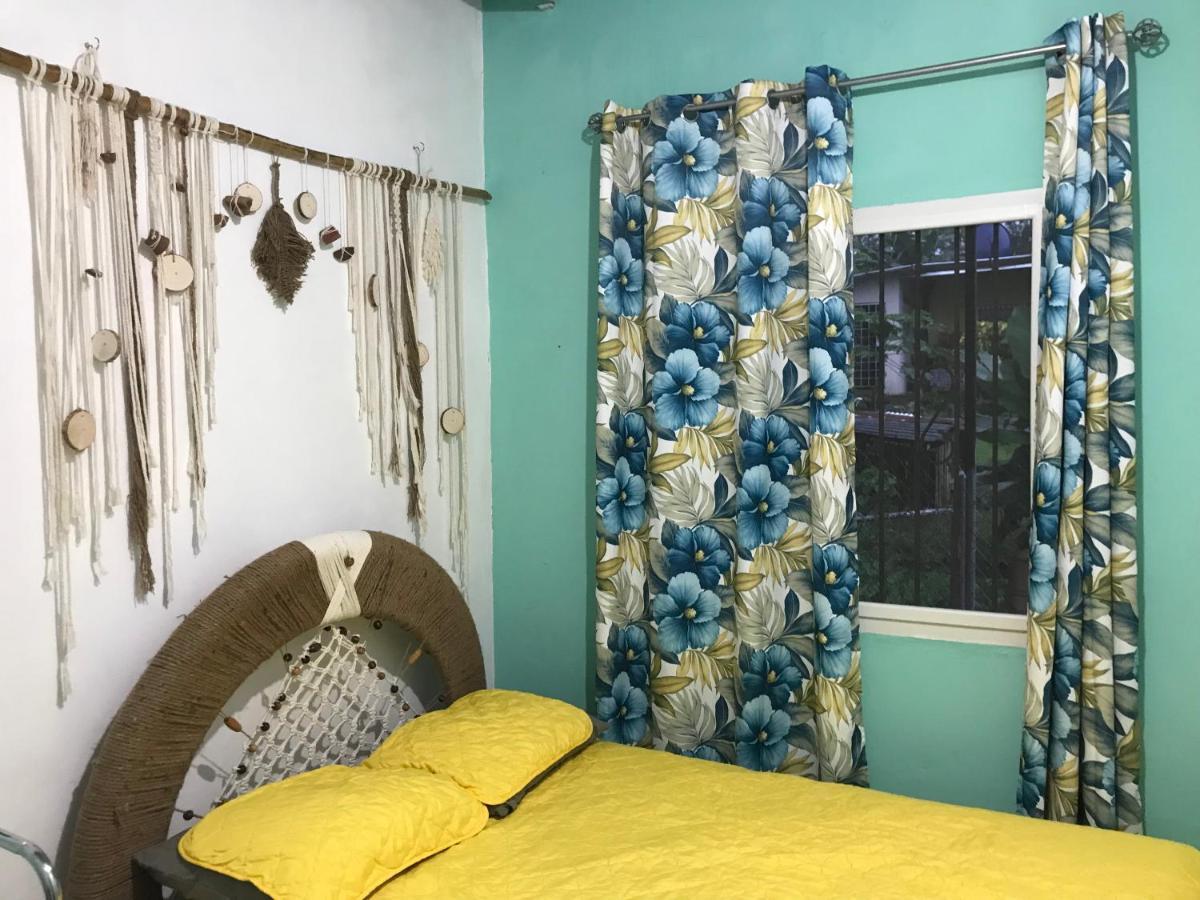 Soursop Hostel Cueta エクステリア 写真