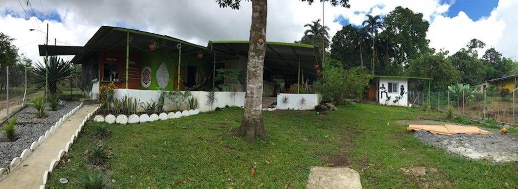 Soursop Hostel Cueta エクステリア 写真