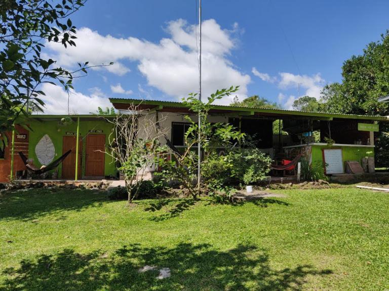 Soursop Hostel Cueta エクステリア 写真